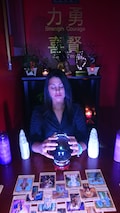 Same Hour Psychic Reading By Amanda ***1 Question***  11a.m-1a.m       PDF