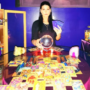 Psychic Amanda doing a 6-month reading of future predictions and outcomes reading 6 month predictions