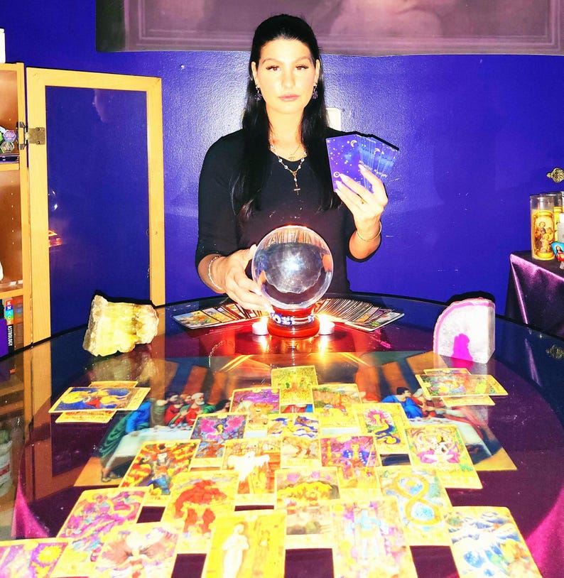 Psychic Amanda doing a 6-month reading of future predictions and outcomes reading 6 month predictions