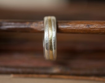 Unisex Gold and Silver Ring