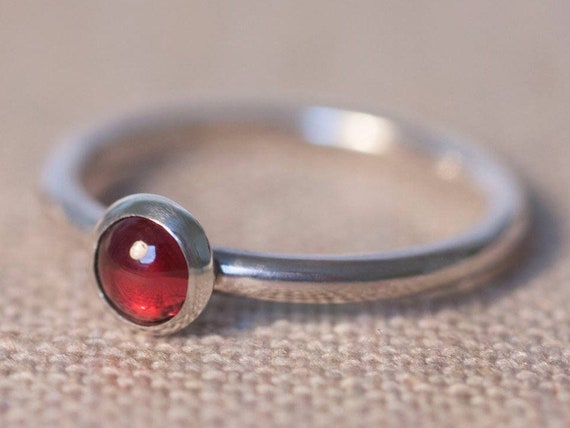 Garnet Ring, Red Garnet Ring, Garnet Jewellery, Garnet and Silver Ring, Red Gemstone Ring, Garnet Cabochon Ring