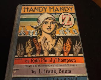 1937年初版『ハンディ・マンディ・イン・オズ』ルース・プラムリー・トンプソン著、ジョン・R・ニール挿絵、ライリー・リー出版社、アンティーク・オズ・ブック