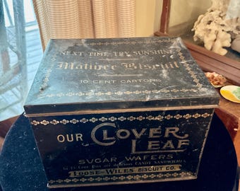 Antique Loose Wiles Biscuit Tin Clover Leaf Sugar Wafers Blue Advertising Box Farmhouse Kitchen Decor