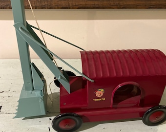 1930s Turner Toy steam-shovel restored