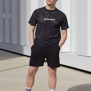 Schwarze Herren Jersey Shorts / Geschenk für Ihn / Minimalistischer Stil / Fleece Shorts aus Baumwolle Bild 1