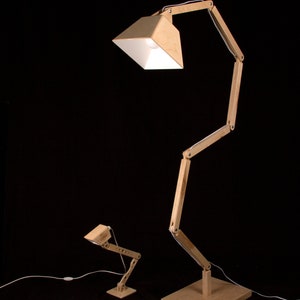 Wooden Floor Lamp DL022 image 3