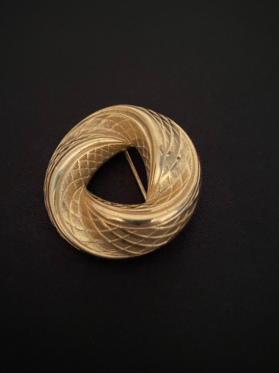 Henkel & Grosse (Dior Designer) 1964 Gold Brooch - image 2