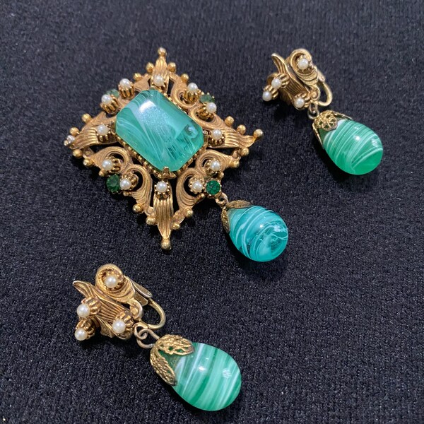 Florenza Faux Flawed Emerald Brooch with Earrings