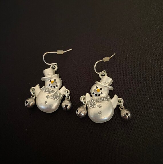 Silver snowman shop earrings