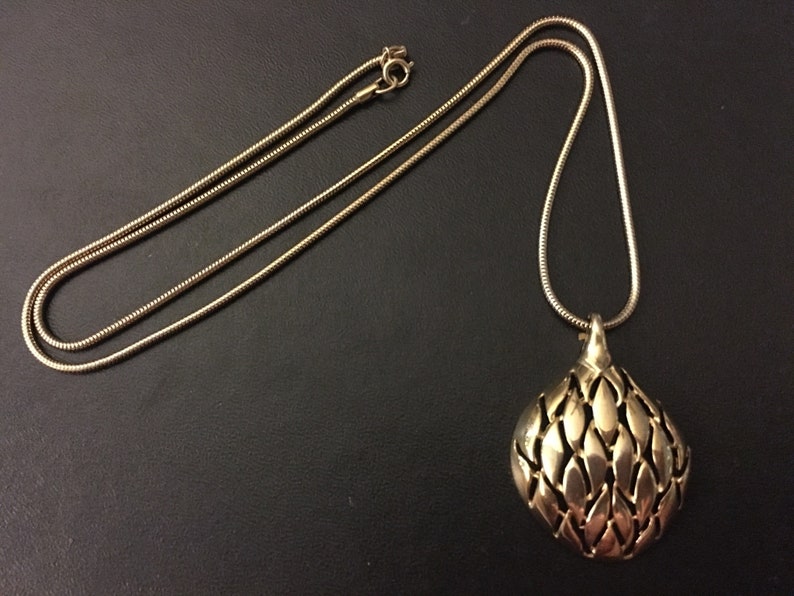 Gold Long Snake Chain with Pendant Fashion Necklace