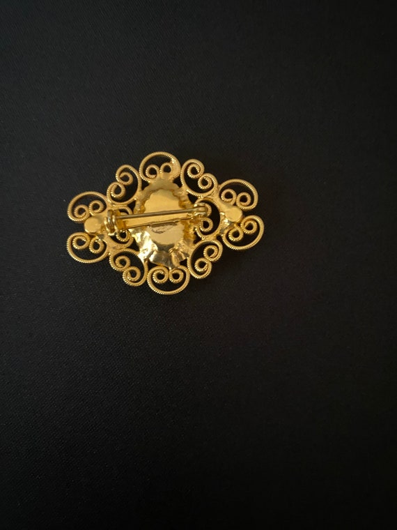 Gold and Yellow Scroll Brooch - image 3