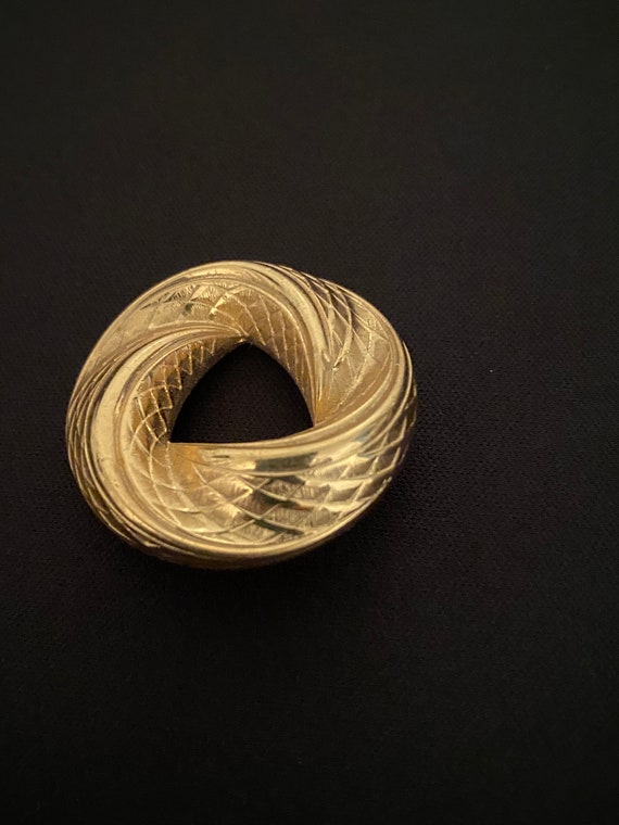 Henkel & Grosse (Dior Designer) 1964 Gold Brooch - image 3