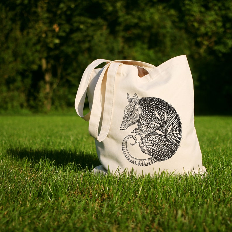 Download Tote Bag Mockup Canvas Tote Mockup Blank White Canves Tote ...