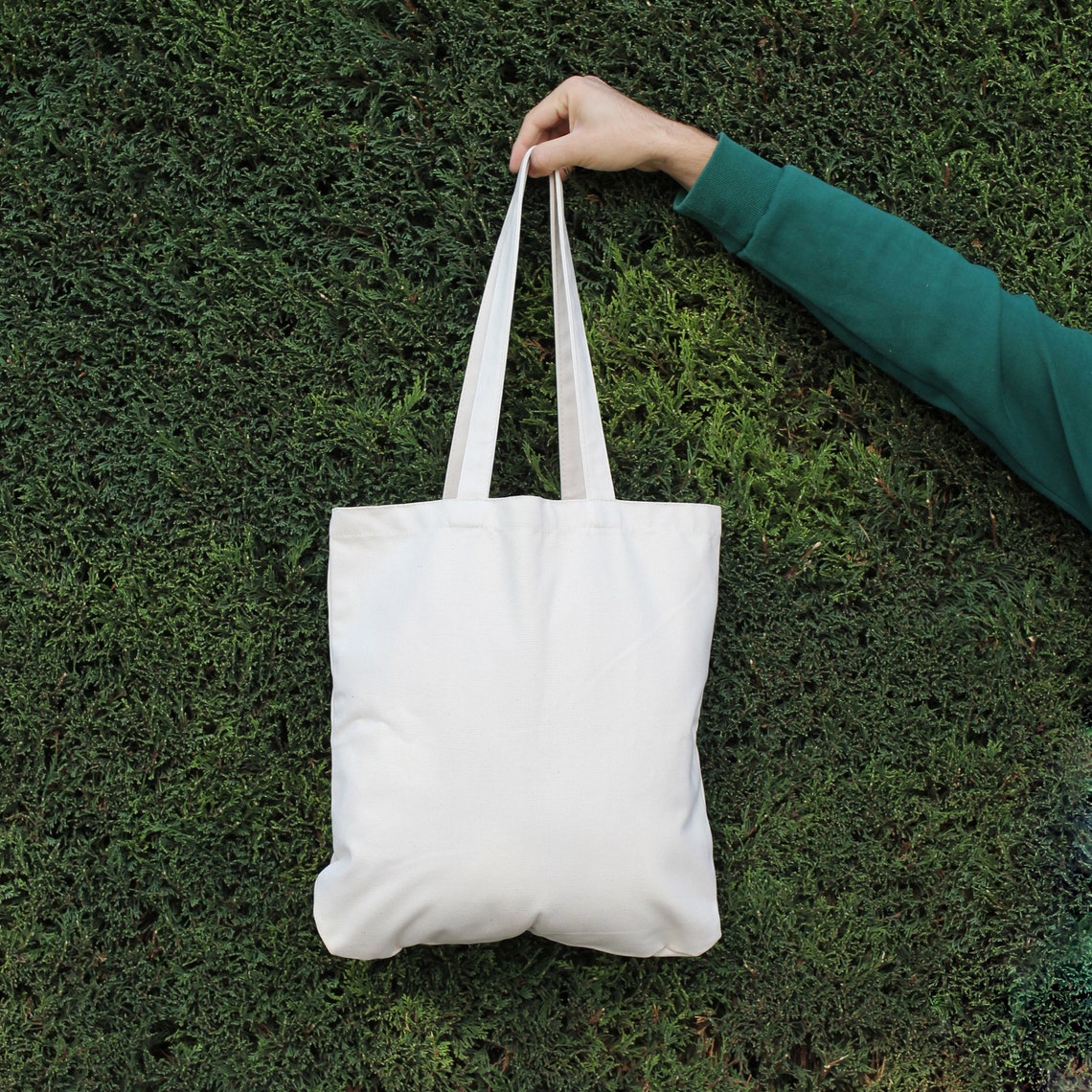 Tote Bag Mockup, Canvas Tote Mockup, Blank White Canves Tote Bag Mockup