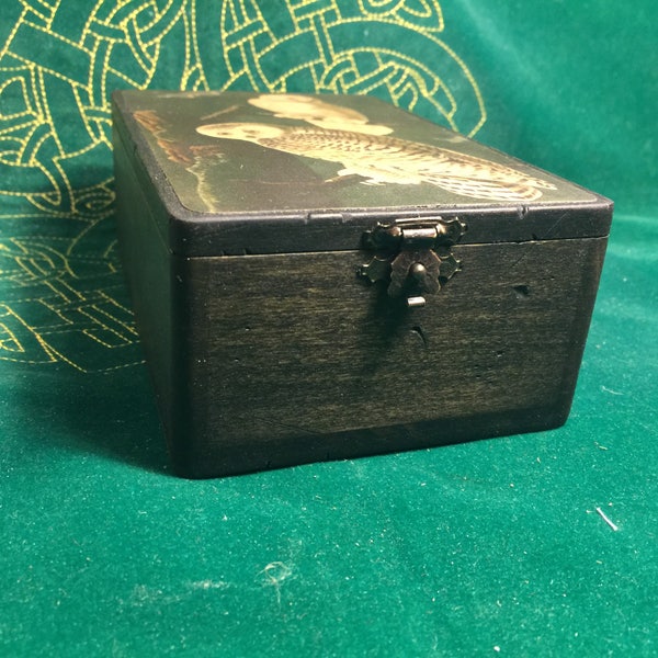 Tarot box -- Owl