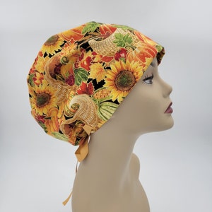 Women&#39;s surgical scrub hats, or scrub caps - Happy Harvest