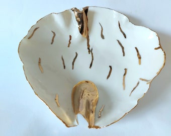 Modern centerpiece, White ceramic porcelain plate decorated with gold luster(24k), white ceramic, gold pottery, hand made ceramic, unique