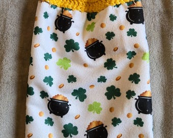 St Patrick's Day Kitchen Towels with Crochet Topper