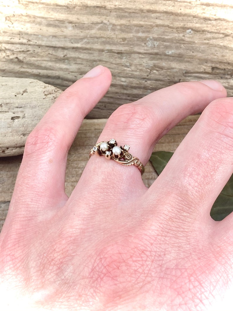 Antique Victorian 10k Yellow Gold Pearl /& Diamond Ladies Ring