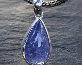 Tanzanite Teardrop Pendant,Rare Cat's Eye Tanzanite Cabochon,Natural Tanzanite Chatoyant Stone,Long Drop Pendant in Sterling Silver 925