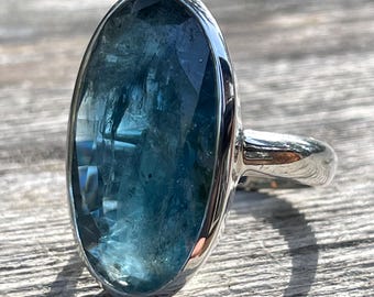 Large Kyanite Ring,Teal Kyanite Sterling Silver Ring,Blue Green Faceted Kyanite,Quality Kyanite Jewelry,Big Teal Gemstone,Moss Kyanite Gem