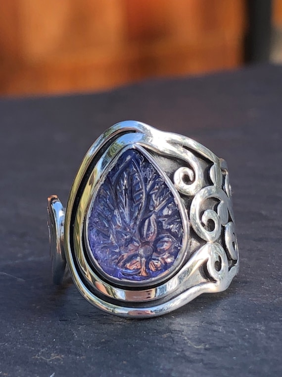 Tanzanite Large Teardrop Ring,Rare Gemstone Carving,High Grade Quality Ring,One Of A Kind,Violet Purple Gemstone Artisan Ring,Natural Stone