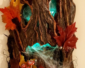 Haunted Fairy Door Halloween Decoration Green glowing Face with skull spiderwebs and mushrooms