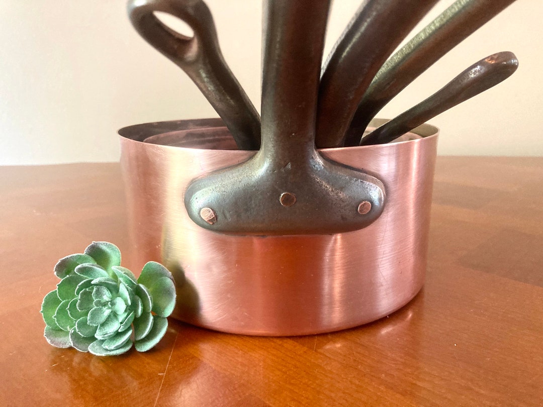 5 Piece French Solid Copper Pans Set Metal Handles Flat Copper Rivets 1