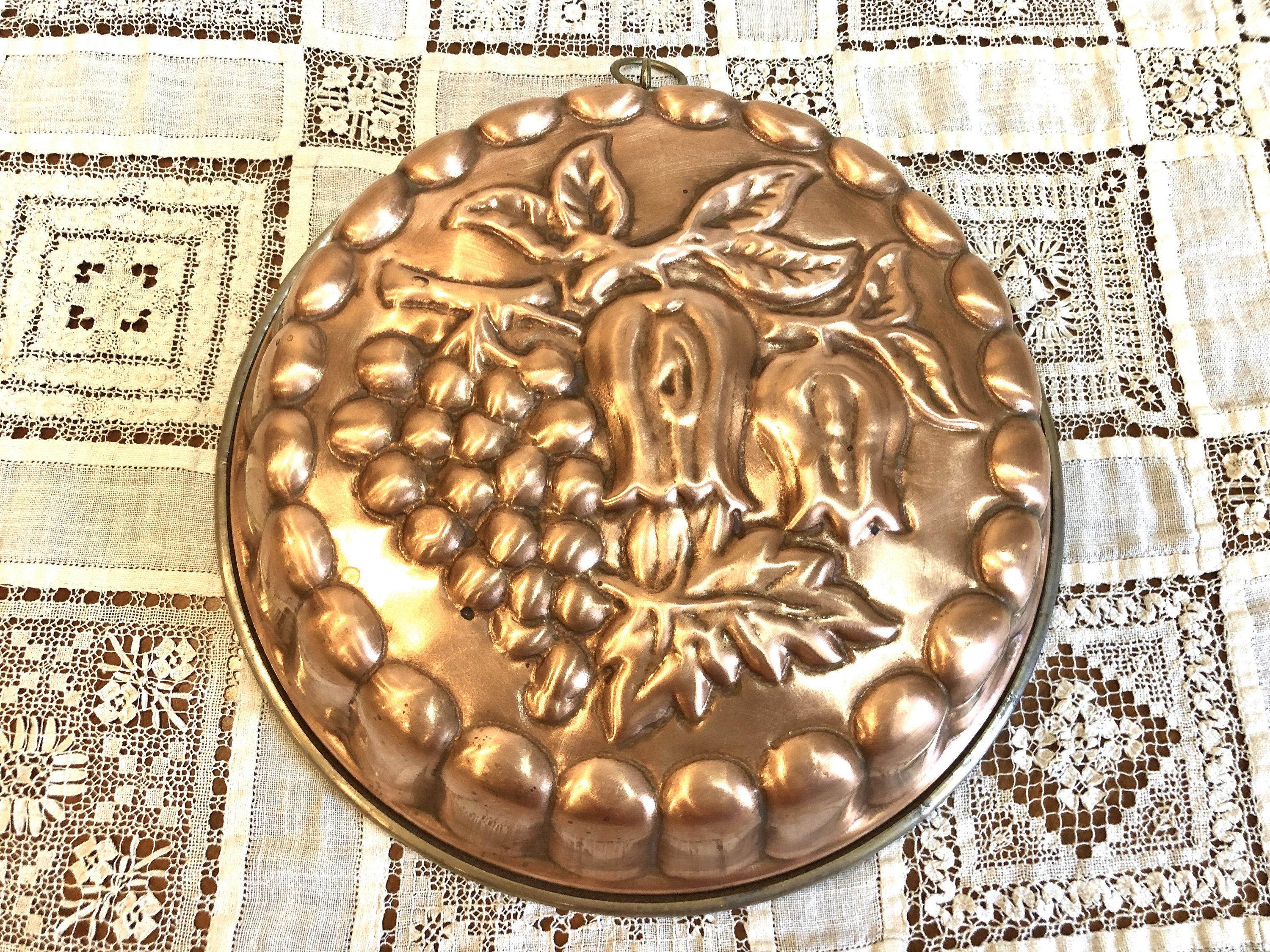 ◆キューピー チョコレート型 アンテーク 仏製 金属板 French Vintage Copper Cake Jello Mold Tulips Grapes Flowers