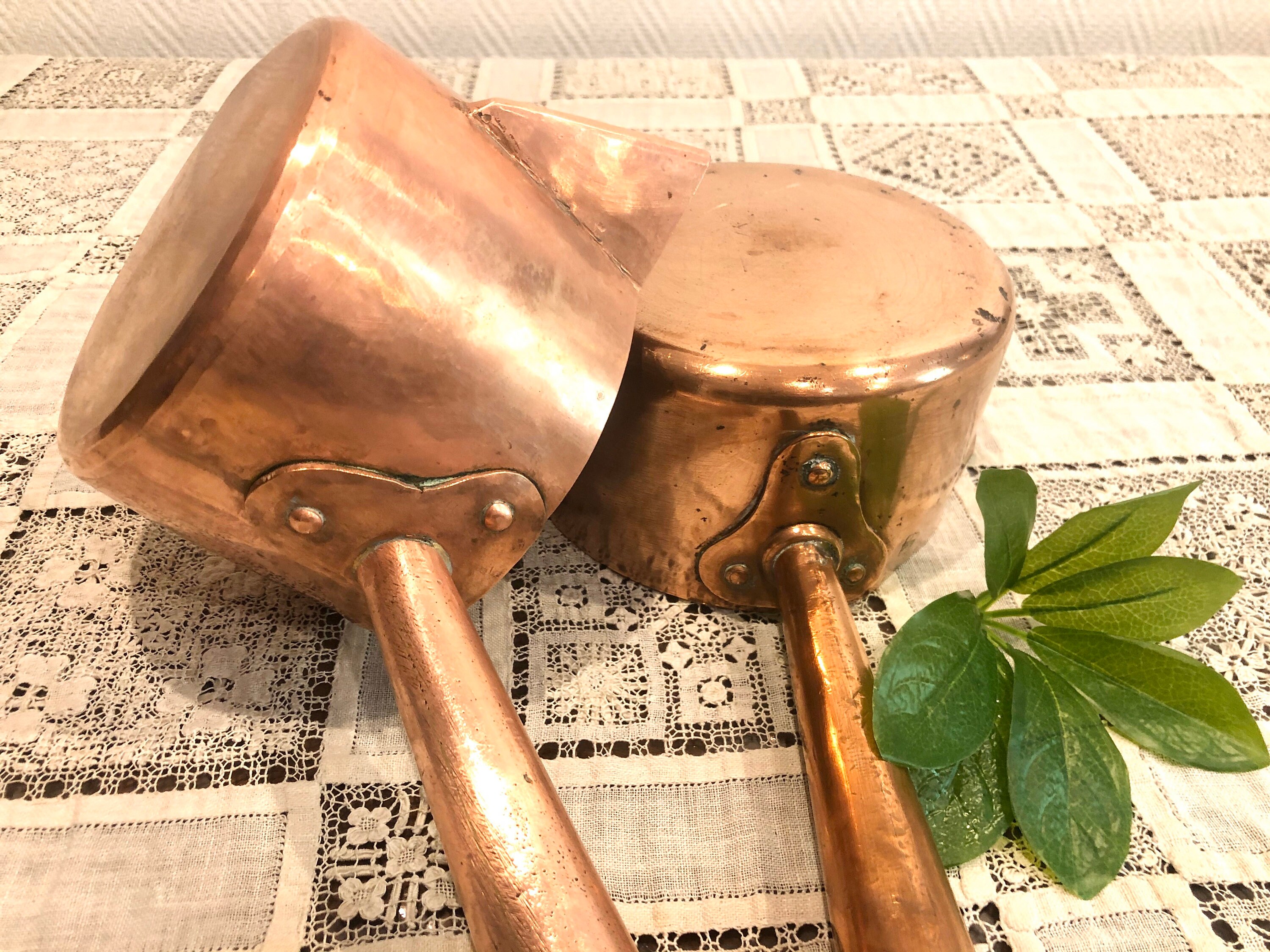 Français Vintage Matfer Copper Chocolate Sugar Pan Saucier Spout Set Stamped 2.5mm Hand Hammered Par