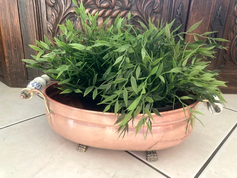 France #G-3647 Vintage Copper Pan Planter Brass Handles Rolled Lip Ceramic Handles Lion Feet Dovetail Seams Paris