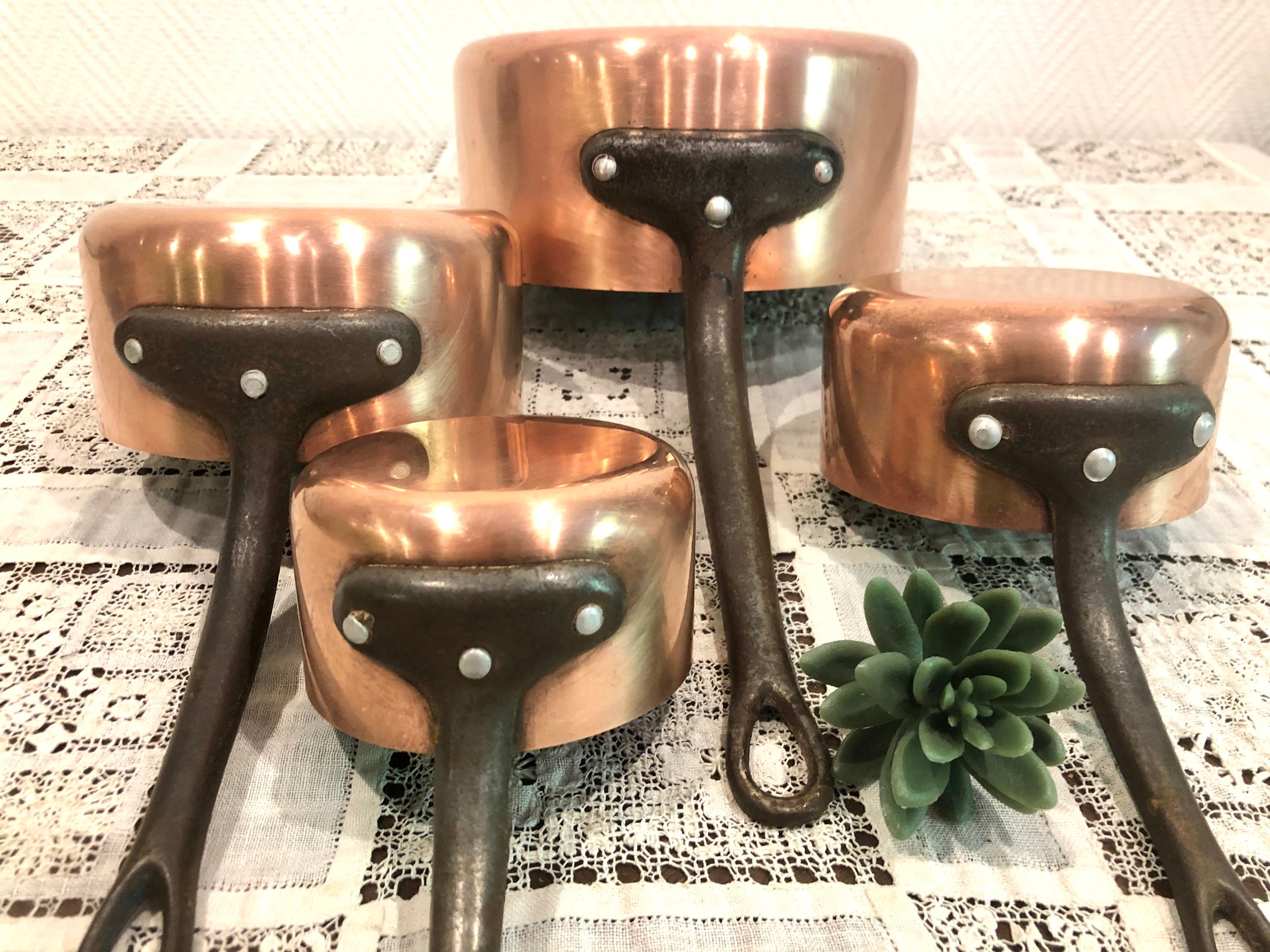 4 Vintage Copper Pan Set 1mm Metal Rivets Paris, France #g-6140