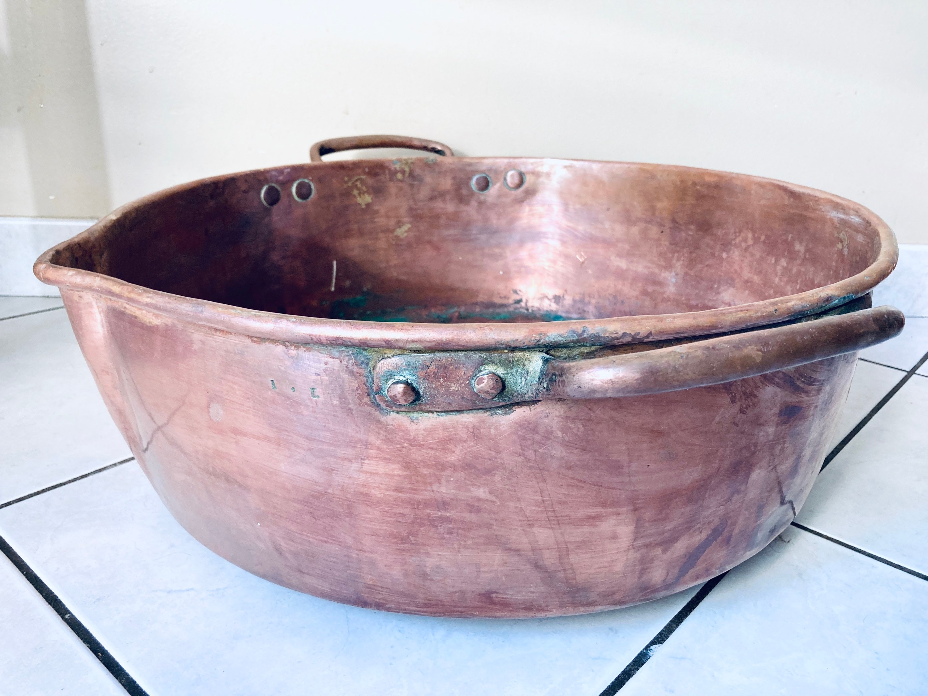 Antique Copper Cook Pot Spout 50cm Rivets Kitchen Ready Chocolate Paris, France #g-2945