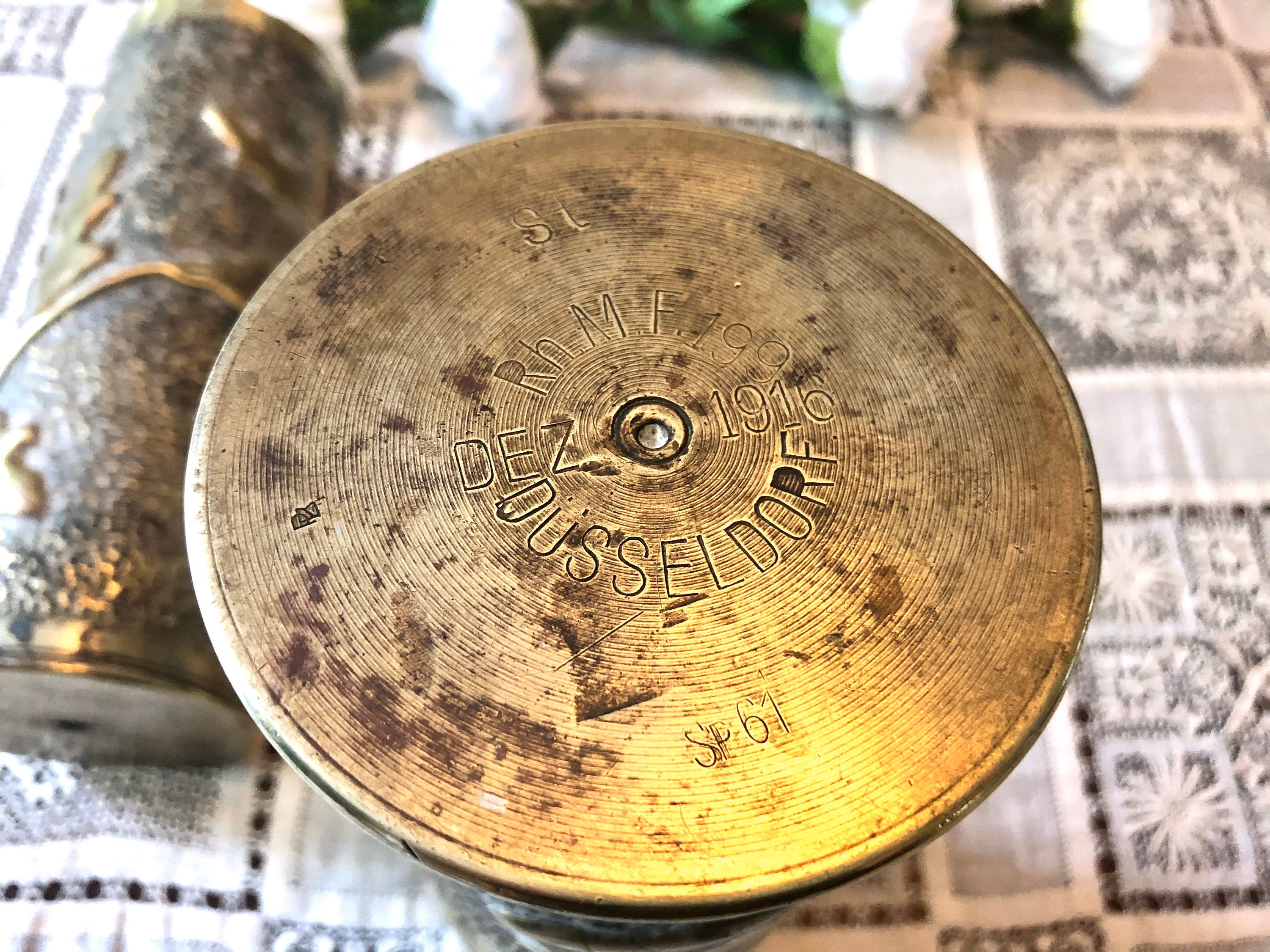 AS ST ASST cal. 974 Swiss vintage watch movement - date at 3