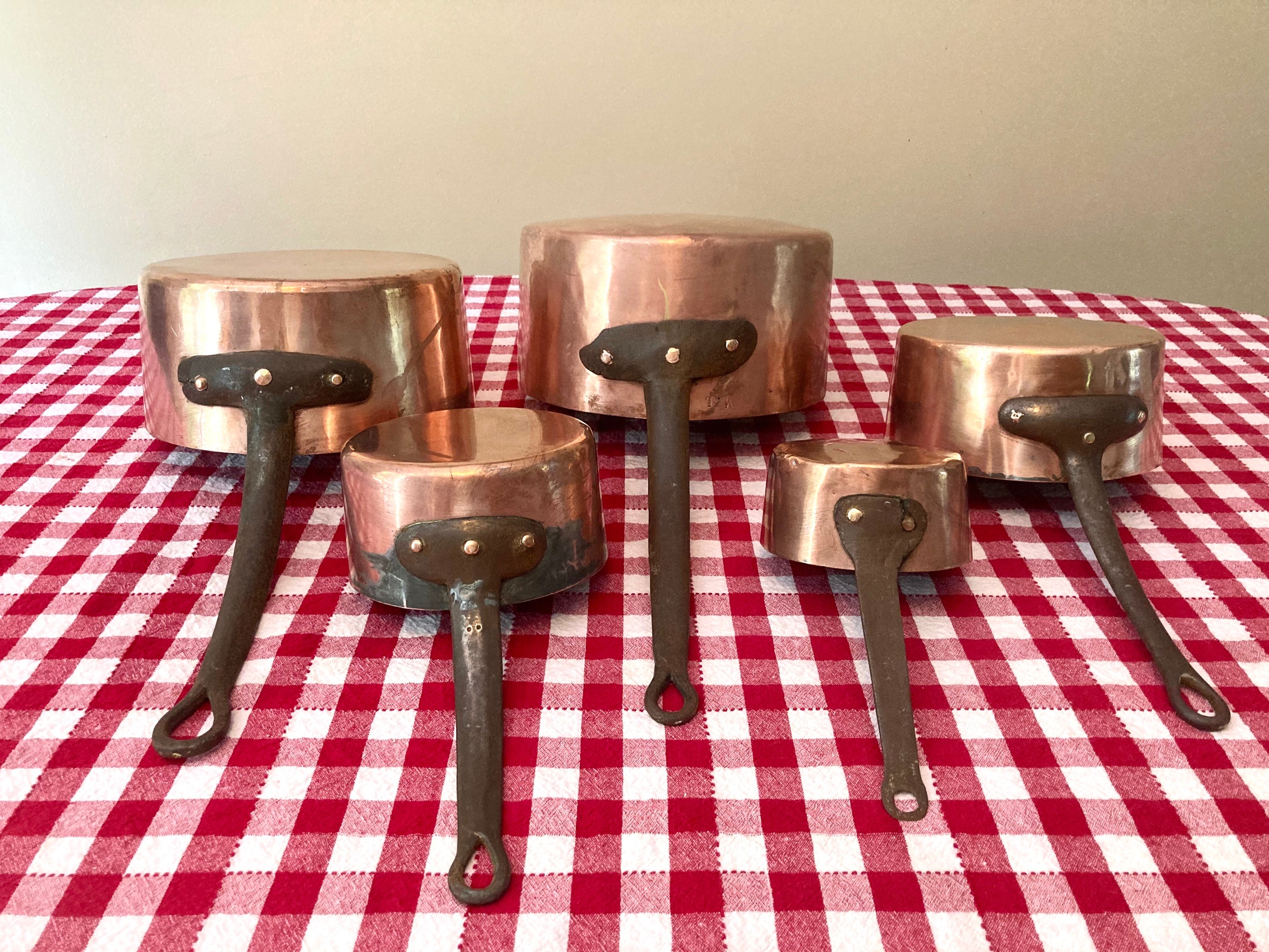 5 Casseroles en Cuivre Antiques Estampillées Rivets Français Country Decor Paris, France #g-2091