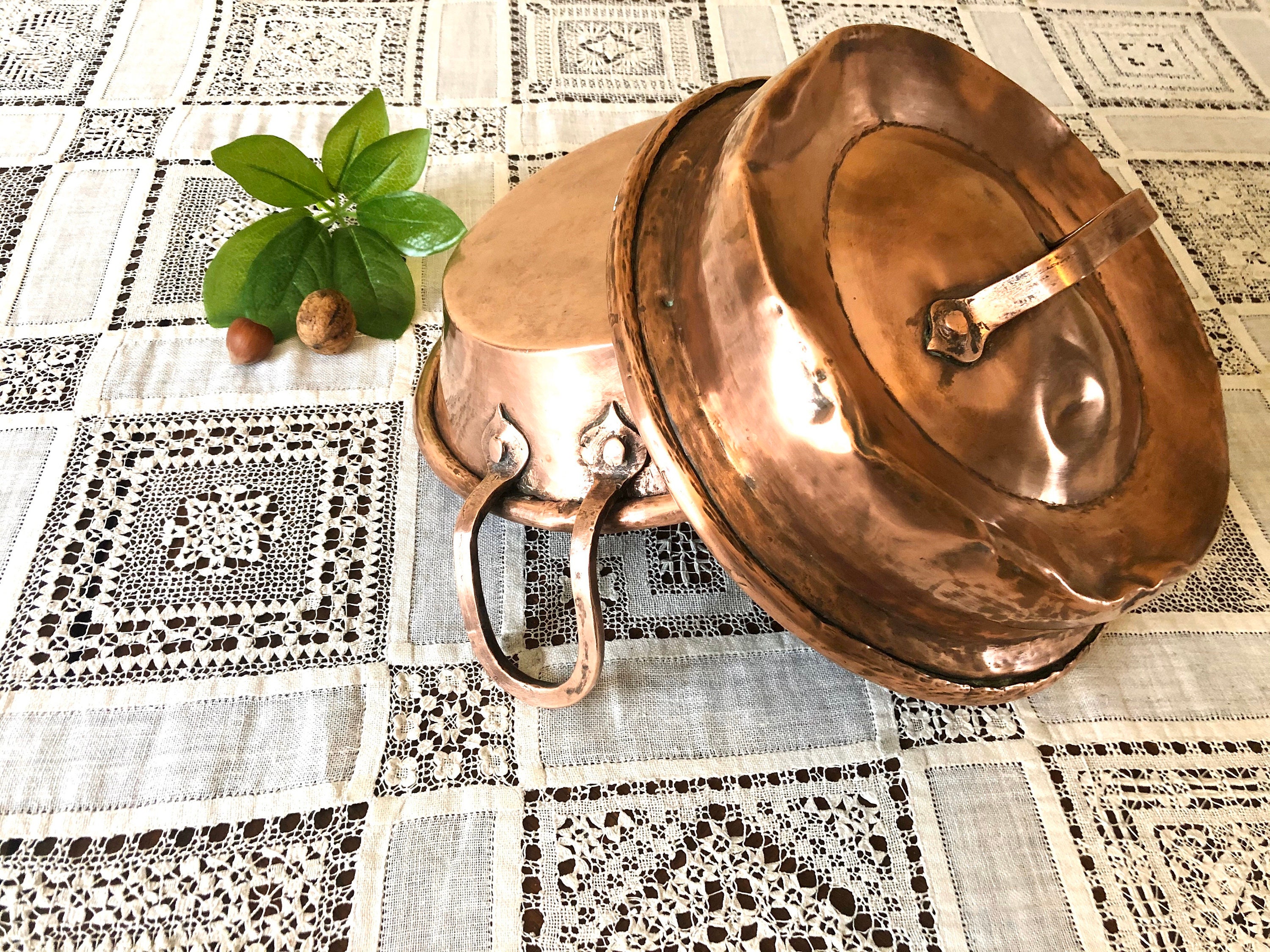 1800's Français Artisanal Antique Solid Hammered Copper Brie Cheese Baking Dish Tort Handles Lid Hea