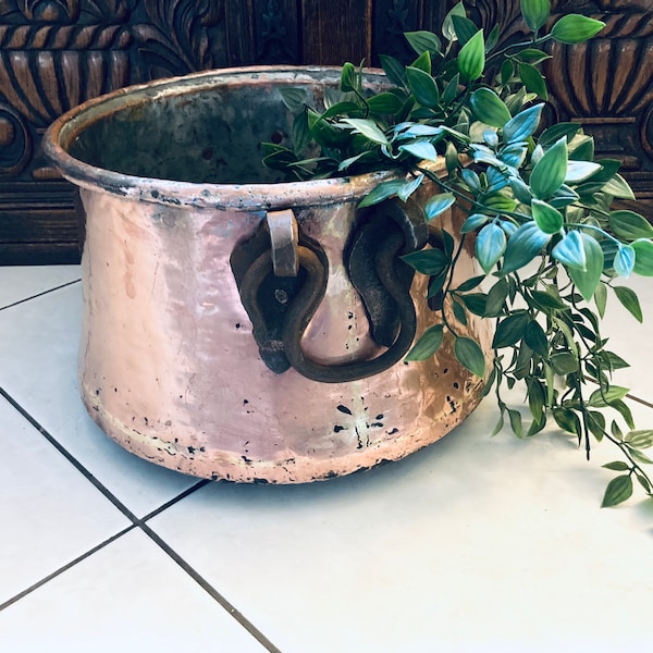 Vintage Copper Stew Stock Pot Cauldron Basin Bowl Iron Handle Planter Plants Towel Basket Paris, France  #G-5-943