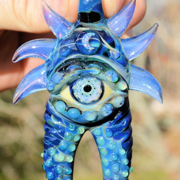 Boro UV Reactive Eyeball Alien Claw Pendant with Opal Accent