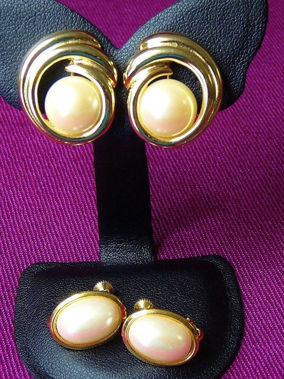 Vintage De-Stash Bulk Lot 2 Pr Faux Pearl Earring… - image 2