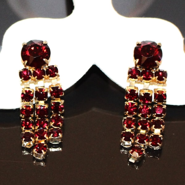 Vintage Dark Burgandy Drop Tassle Chandelier Rhinestone Earrings Screw Backs Beautiful Colour Exc Cond