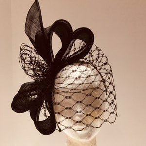 Vintage 1940s Black Feather Fascinator Birdcage Veil Hat Mid Century Chic 1940s Birdcage Hat - Etsy main image 4