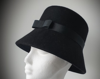 Felt Hand Made Classic Audrey Hepburn Style Cloche Bucket hat.