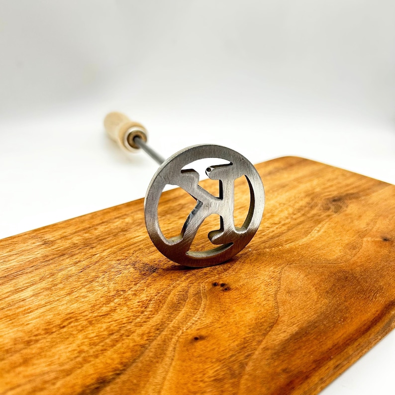 Wood Branding Iron with Circle Initial – Custom Steel Stamp for Wood & Leather afbeelding 1