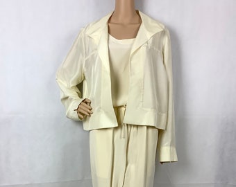 Design Collection Exchange Cream Silk Loungewear 1990s