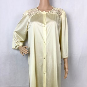 Vintage Vanity Fair Robe Buttery Yellow NOS Tags attached image 1