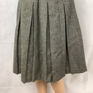 Vintage Clothing Commodore Wool Skirt Black and White Wool Skirt Knee Length