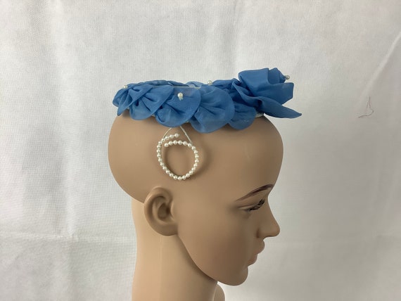 Vintage Mini Hat Blue Rose Halo Hat 1960s - image 3