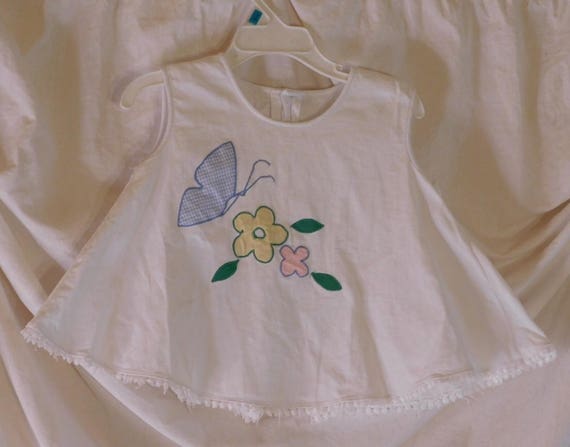 Vintage Little Girls White Cotton Shirt with Butt… - image 1