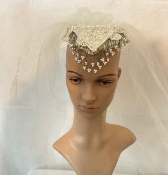 bridal headpiece with veil