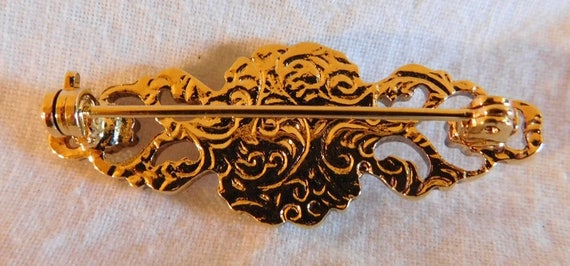 Vintage Brooch Faux Pearl Gold Tone Filigree Pin - image 2
